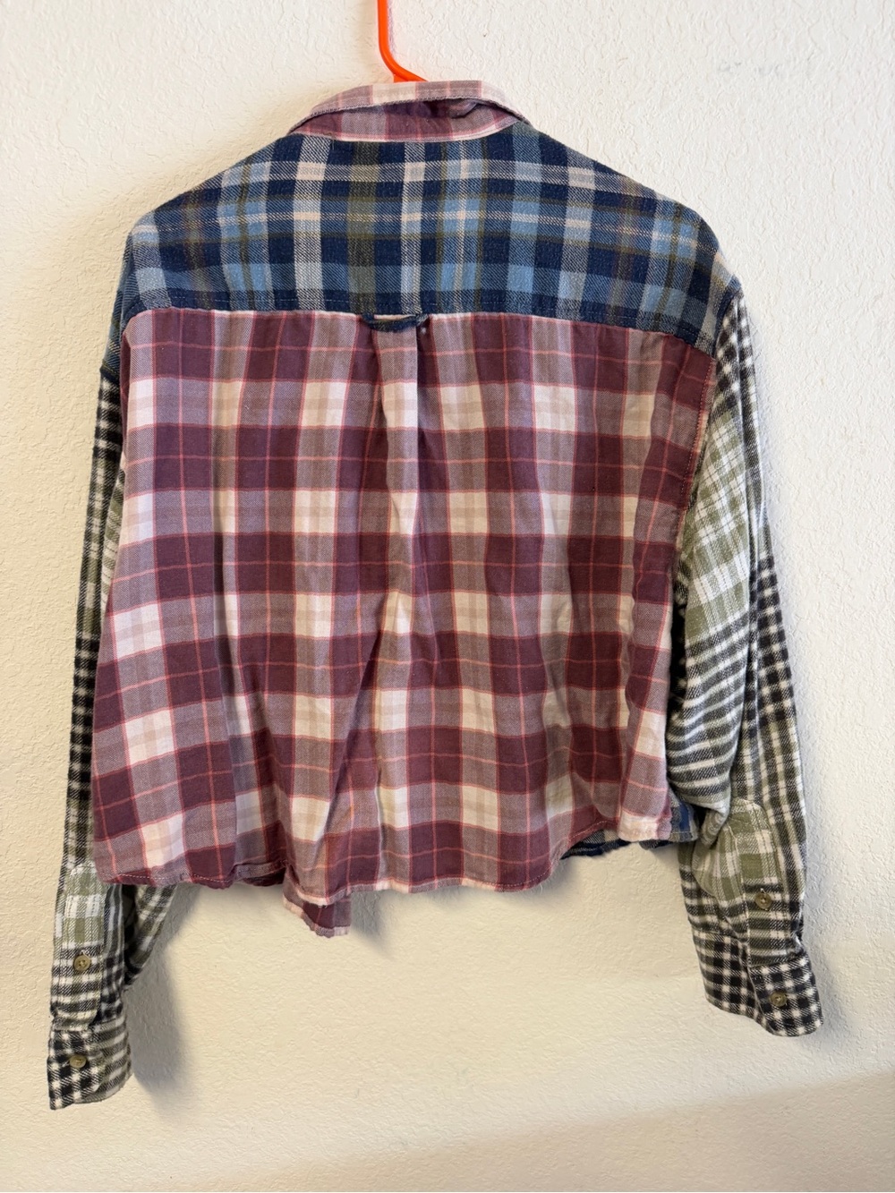 American Eagle Patchwork Plaid Flannel Button-Up Shirt with Mixed Colors XL - Picture 3 of 3
